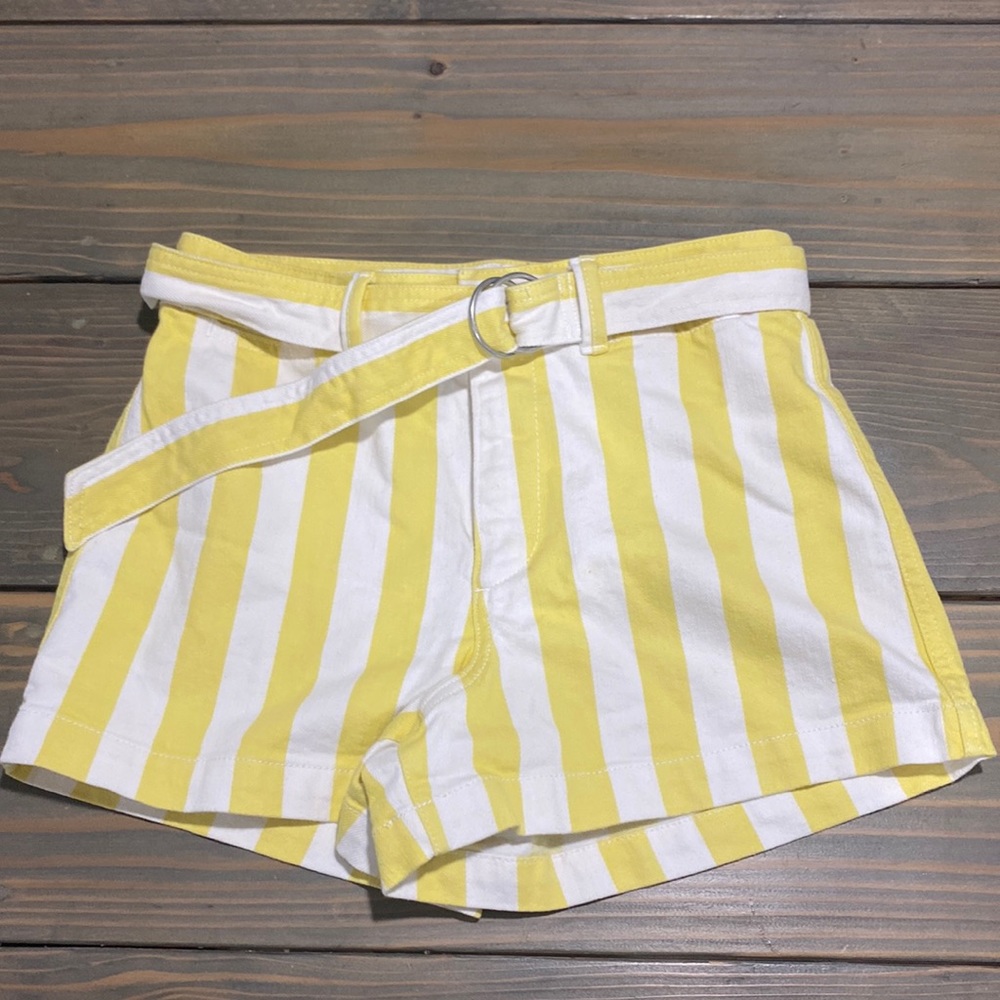 Gap yellow and white striped shorts